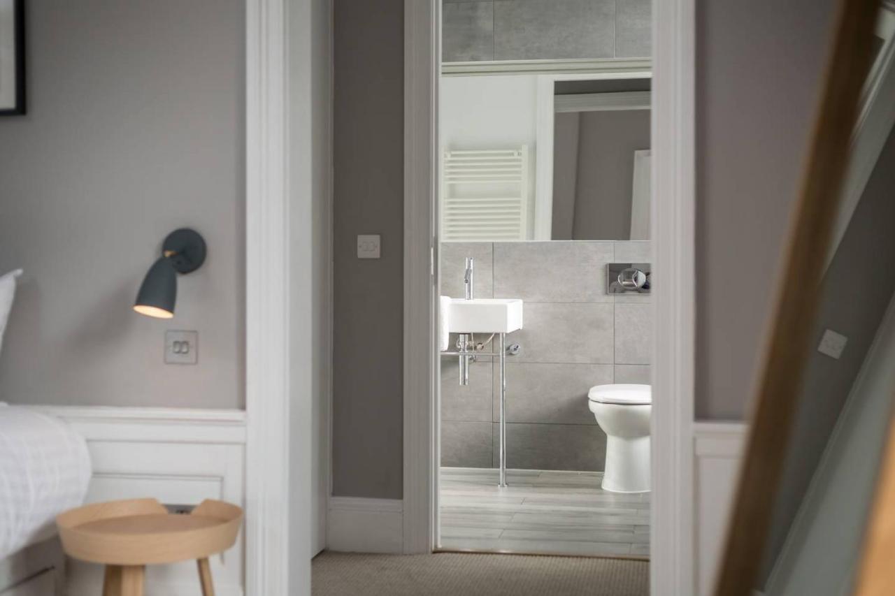 Joivy Spacious And Bright 1Bed Apt, Short Walk From Princes Street EDI Exterior foto